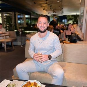 Meet your Posher, Thomas